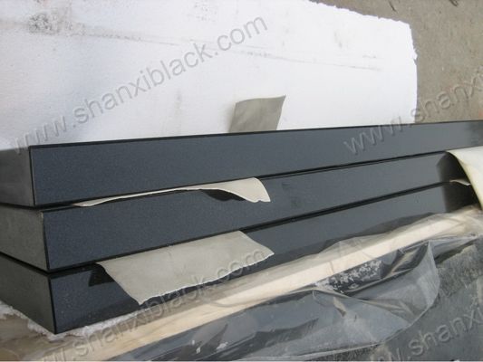View:Absolute Black-1043
