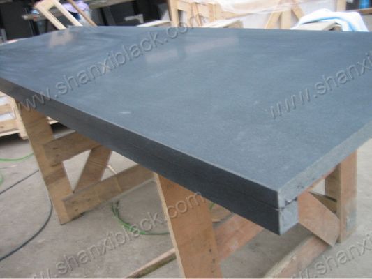 View:Absolute Black-1054