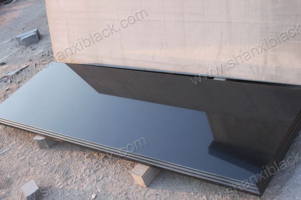 View:Absolute Black-1052